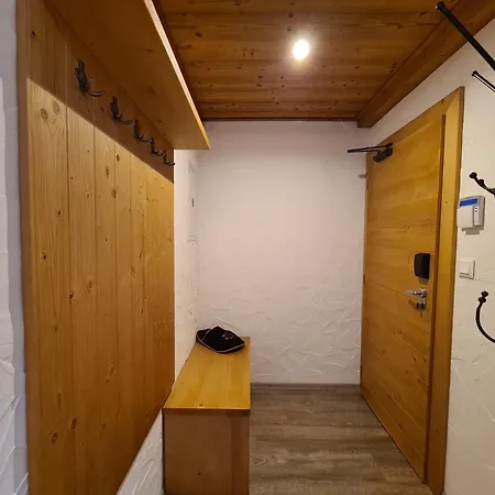 Askala Jasna Apartment *